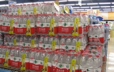 农夫山泉宣布退出北京市场，为政府提供桶装水继续生产